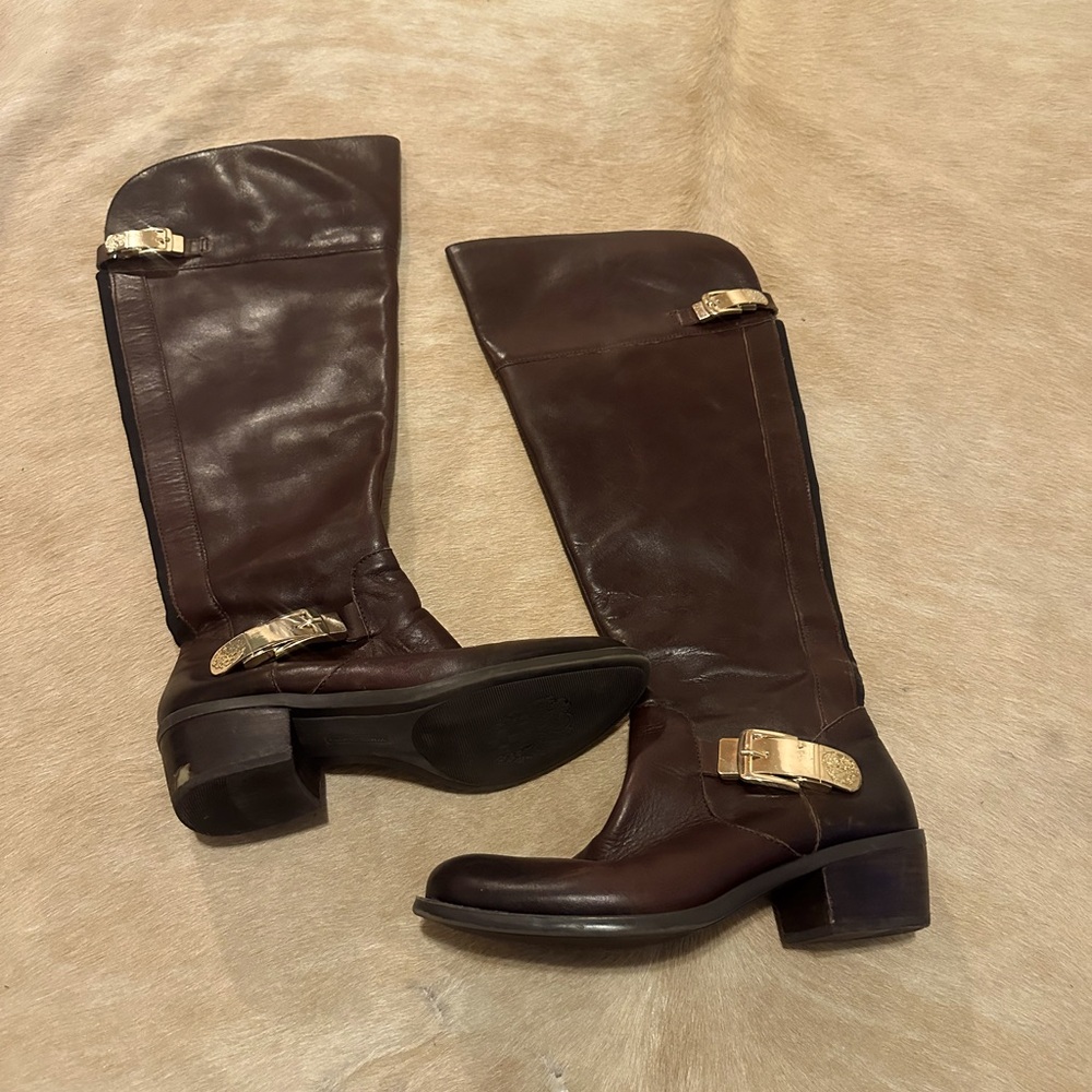 Vince Camaro boots size 8